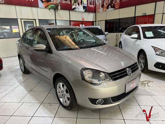 VOLKSWAGEN POLO 1.6 MI 8V FLEX 4P MANUAL
